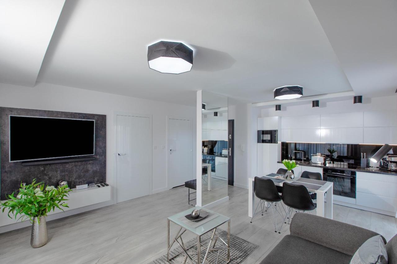 Apartament Linia Komfortu Gardenia Dziwnow Z Widokiem Na Morze Epapartamenty Экстерьер фото