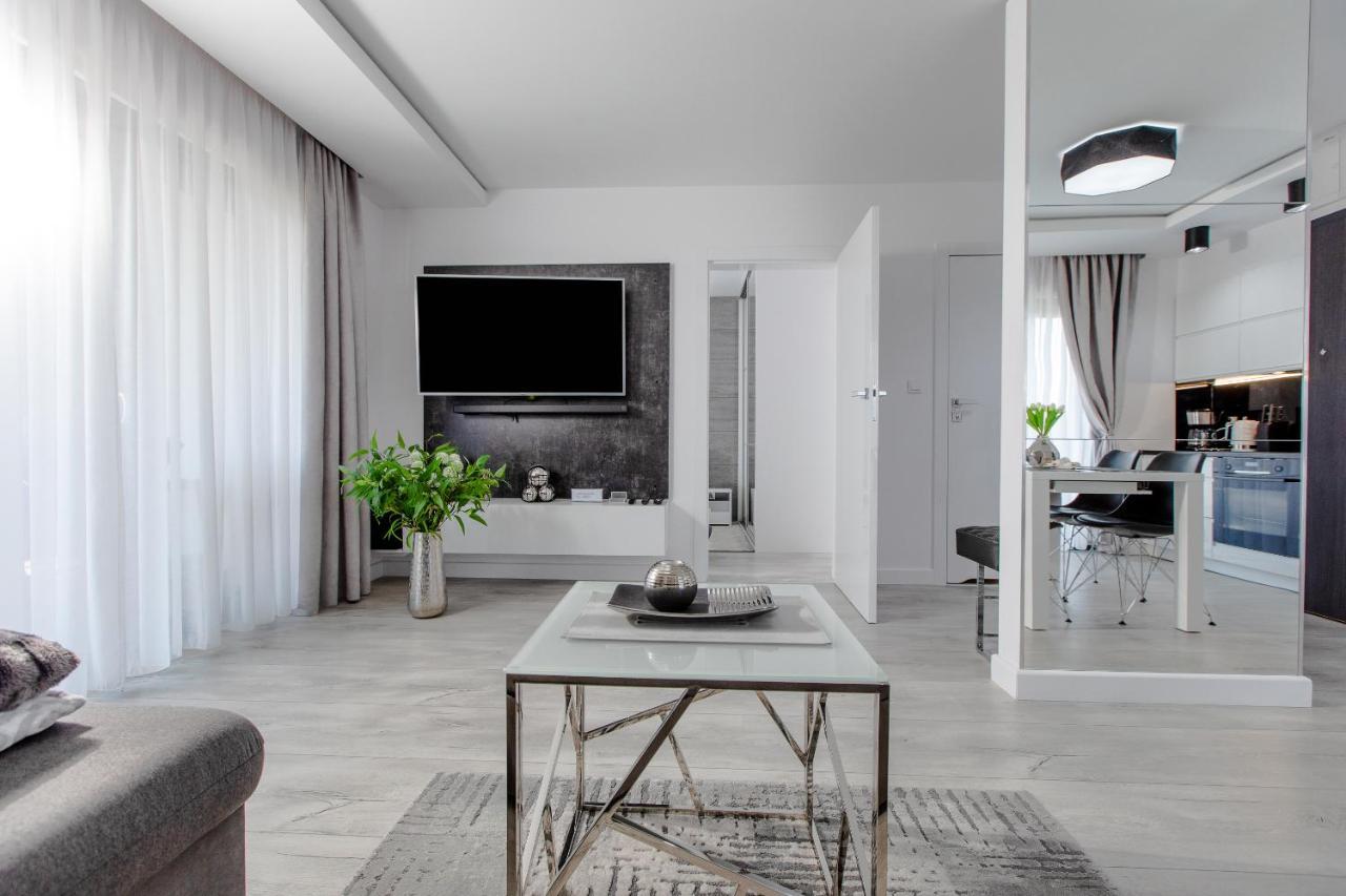 Apartament Linia Komfortu Gardenia Dziwnow Z Widokiem Na Morze Epapartamenty Экстерьер фото