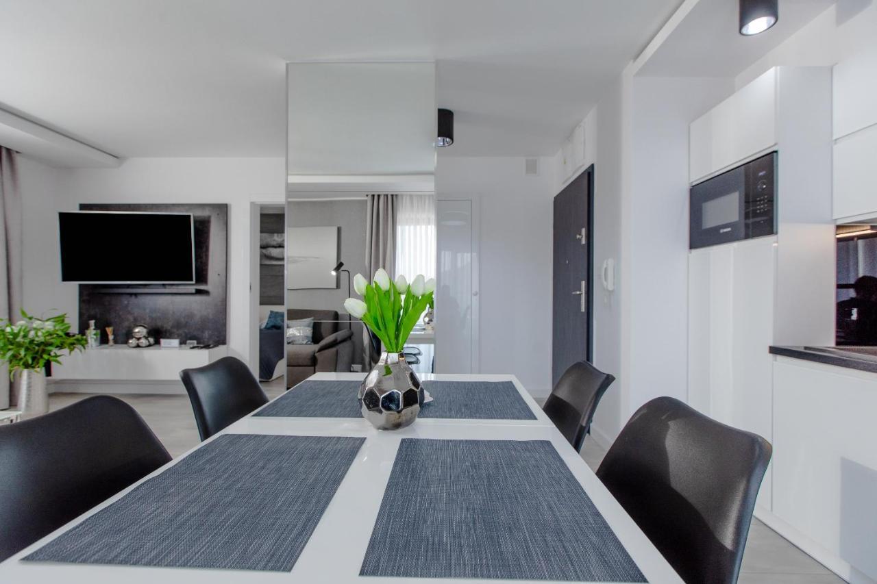 Apartament Linia Komfortu Gardenia Dziwnow Z Widokiem Na Morze Epapartamenty Экстерьер фото