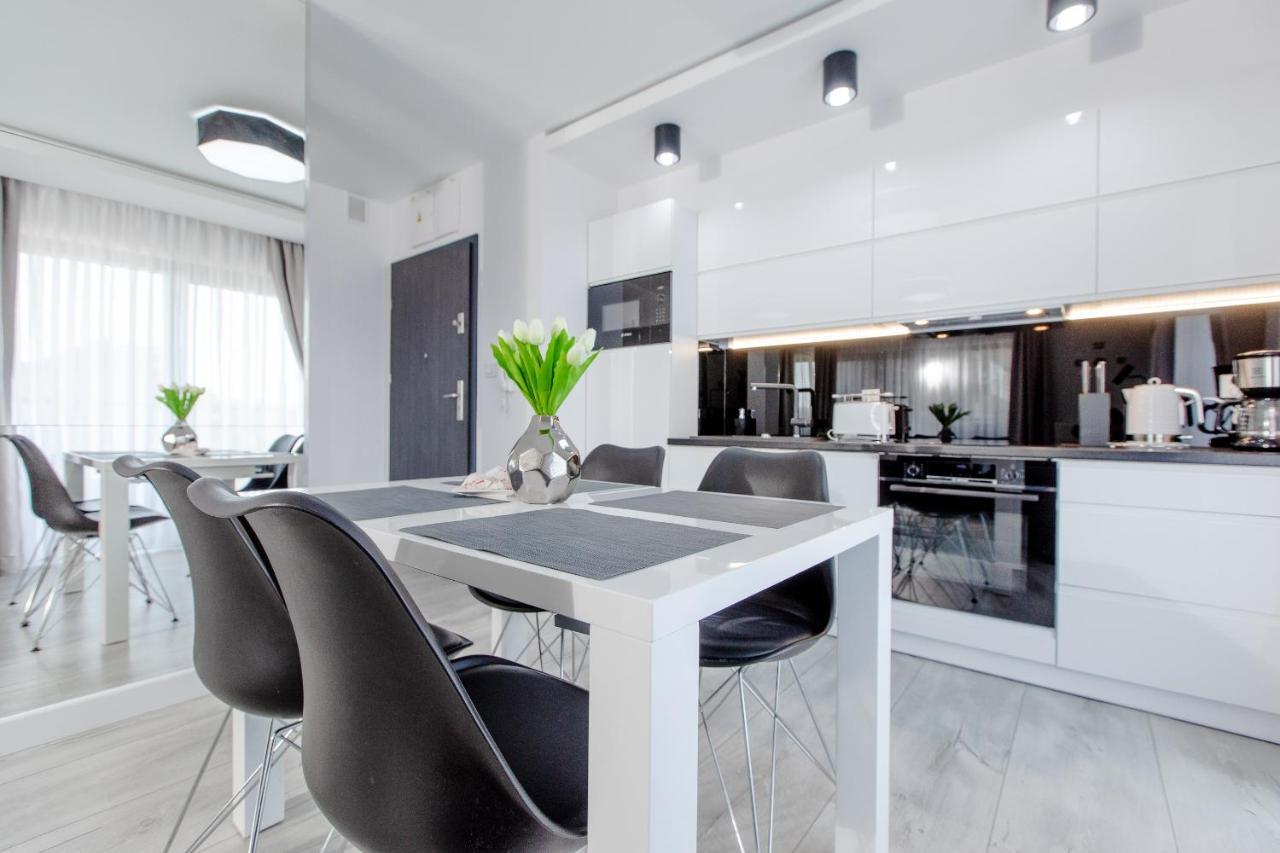 Apartament Linia Komfortu Gardenia Dziwnow Z Widokiem Na Morze Epapartamenty Экстерьер фото