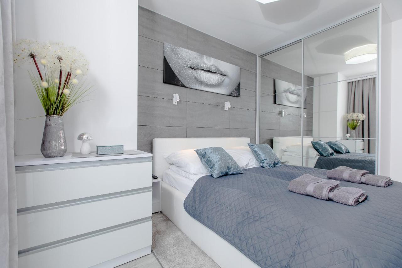 Apartament Linia Komfortu Gardenia Dziwnow Z Widokiem Na Morze Epapartamenty Экстерьер фото
