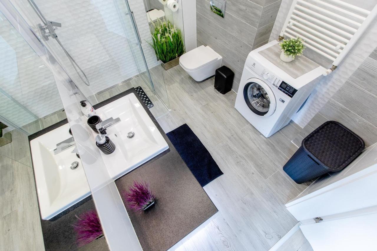 Apartament Linia Komfortu Gardenia Dziwnow Z Widokiem Na Morze Epapartamenty Экстерьер фото